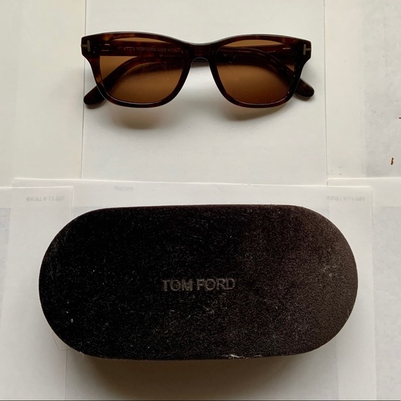 Tom Ford Accessories - Tom Ford Sunnies NWOT Dark Havana frame Brown lens